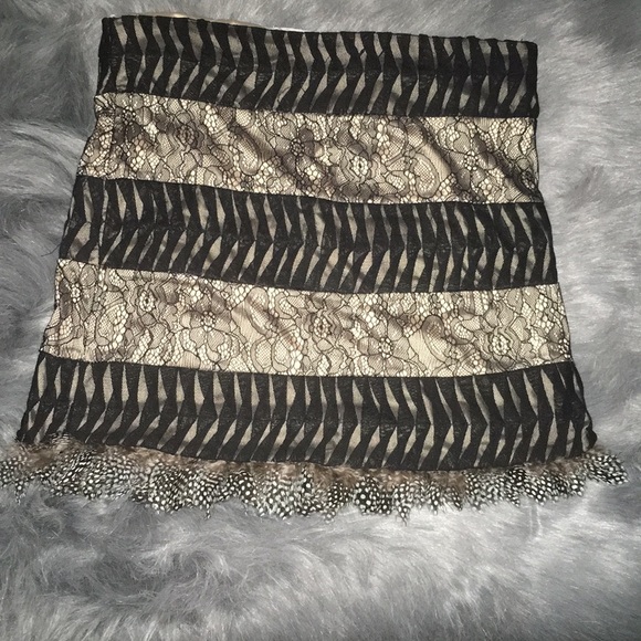 Faquette skirt with feathers on bottom XS - Picture 1 of 3
